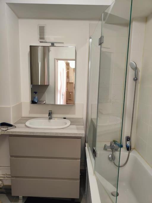 Superbe Appartement Lumineux Avec Vue Imprenable ตูร์ ภายนอก รูปภาพ